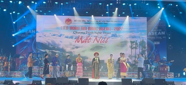 Bùng cháy với chương trình "Mắt núi"